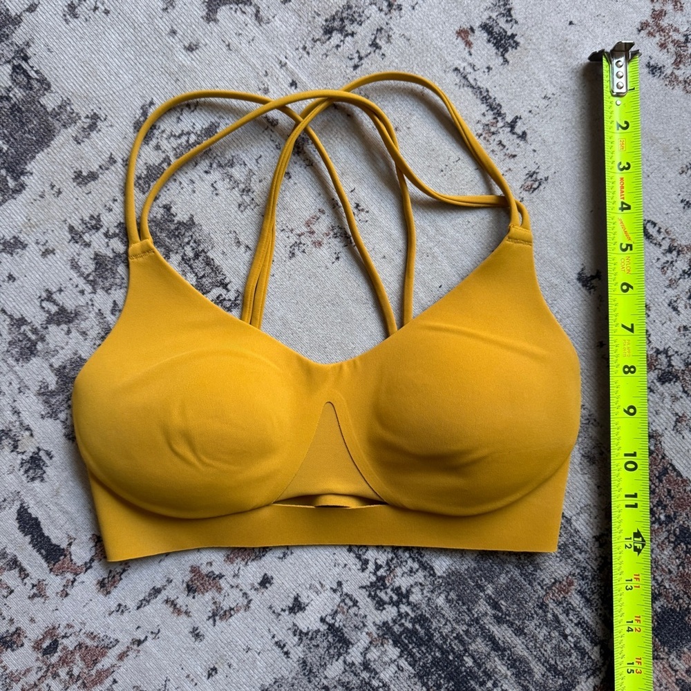 Victorias Secret VSX Elevate Strappy-Comfort Sports Bra - Extra Small - Gold - Picture 2 of 9